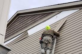 Best Siding Removal and Disposal  in Wakarusa, IN